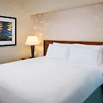 Niagara Fallsview Hotel & Suites