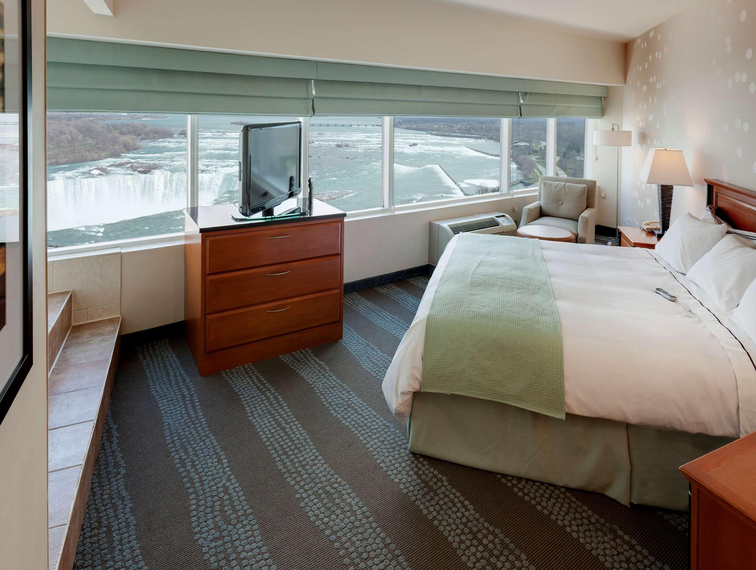 Hotel Fallsview & Niagara Falls