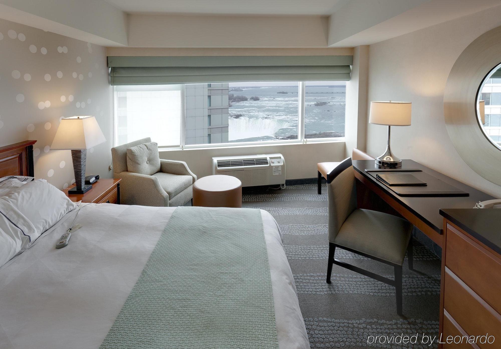 Hotel Fallsview &